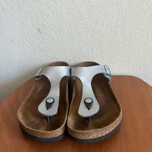 Birkenstock Gizeh Birko-Flor Silver Thong Sandal Size 37 Women's 6 Tan Suede Bed - Picture 4 of 11